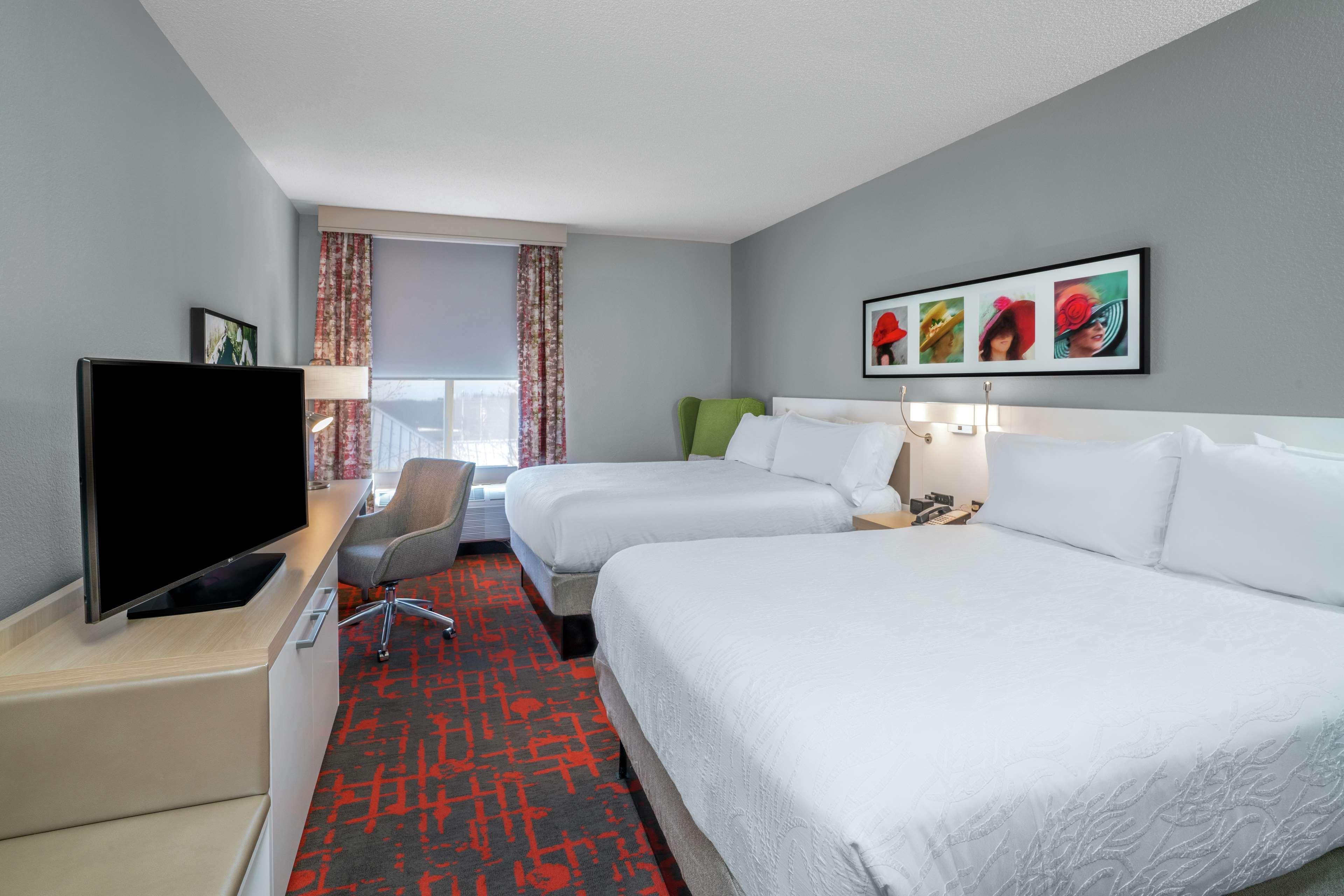 Hilton Garden Inn Louisville East Esterno foto
