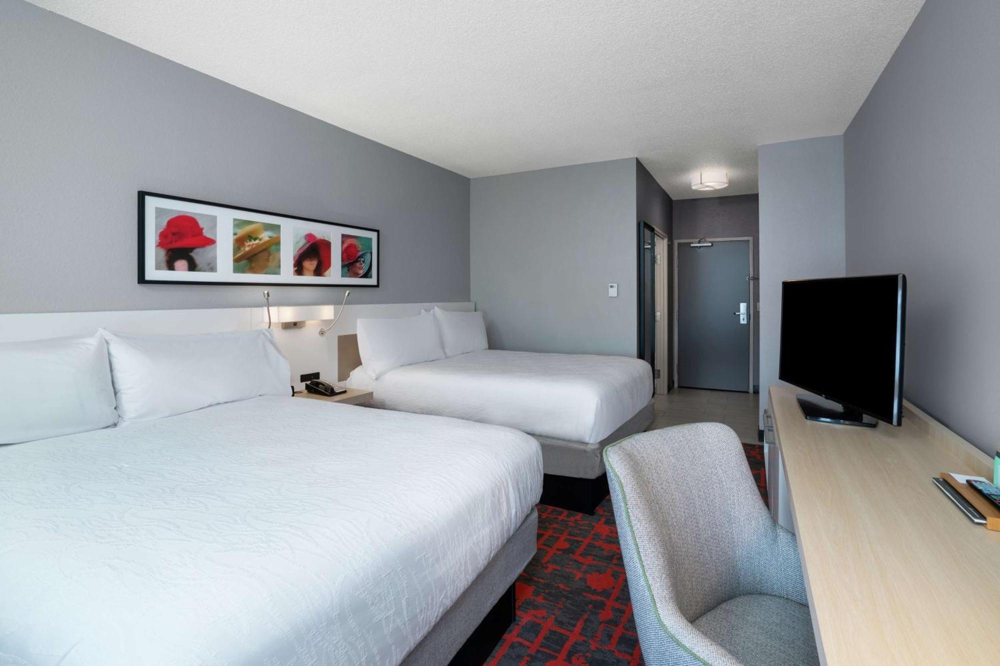 Hilton Garden Inn Louisville East Esterno foto