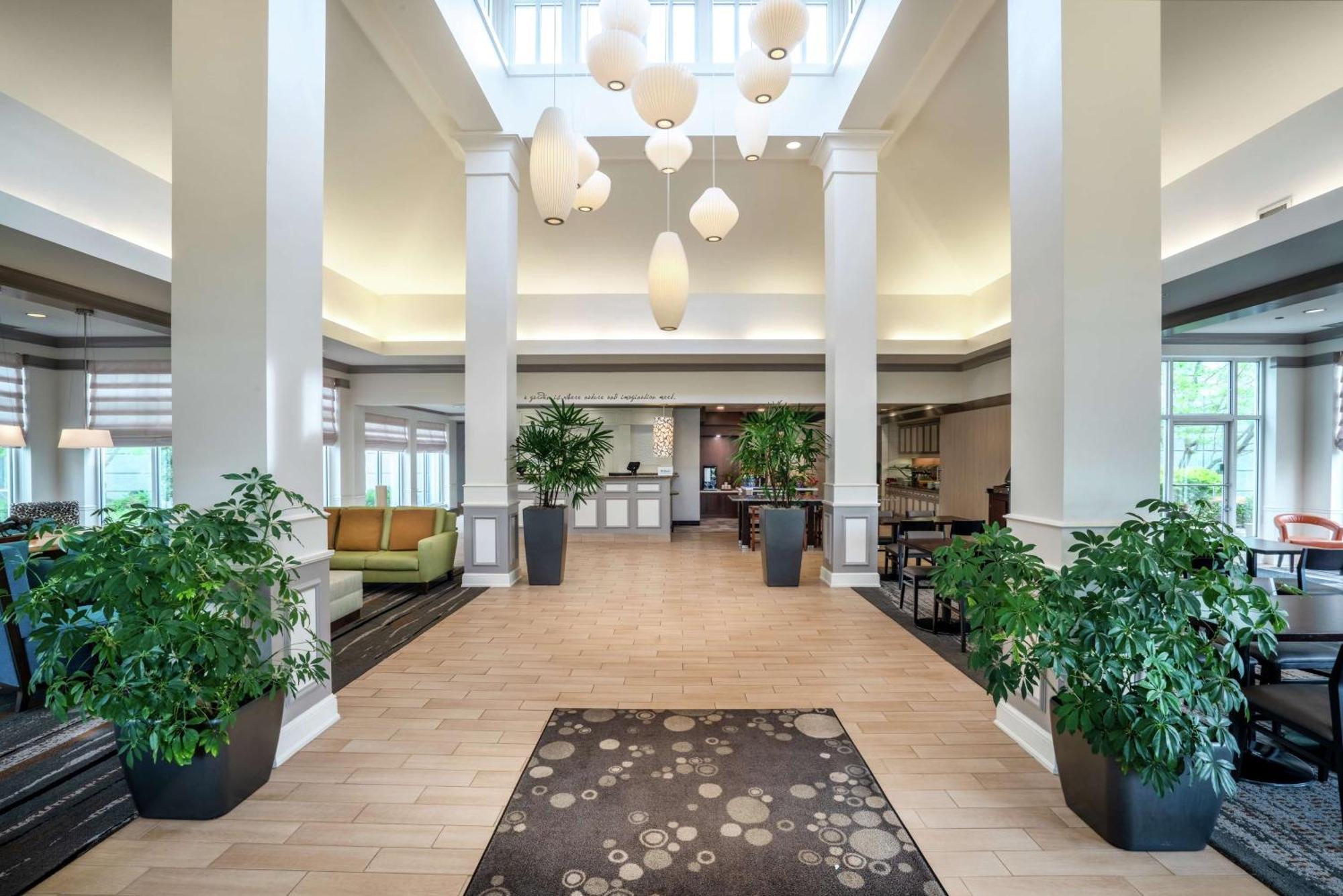 Hilton Garden Inn Louisville East Esterno foto